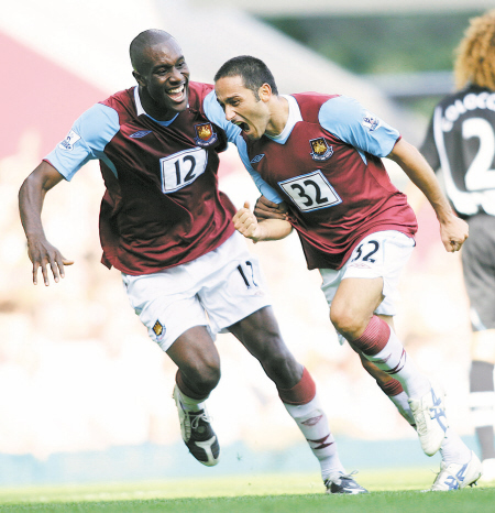 QPR球员谢尔因保护母亲用石头砸伤一男子，事后公开致歉