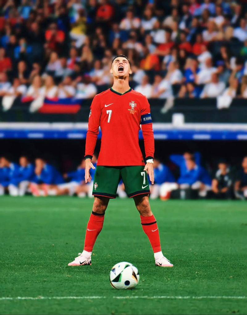 对阵曼城小角度推射破门，罗德里戈打破32场进球荒