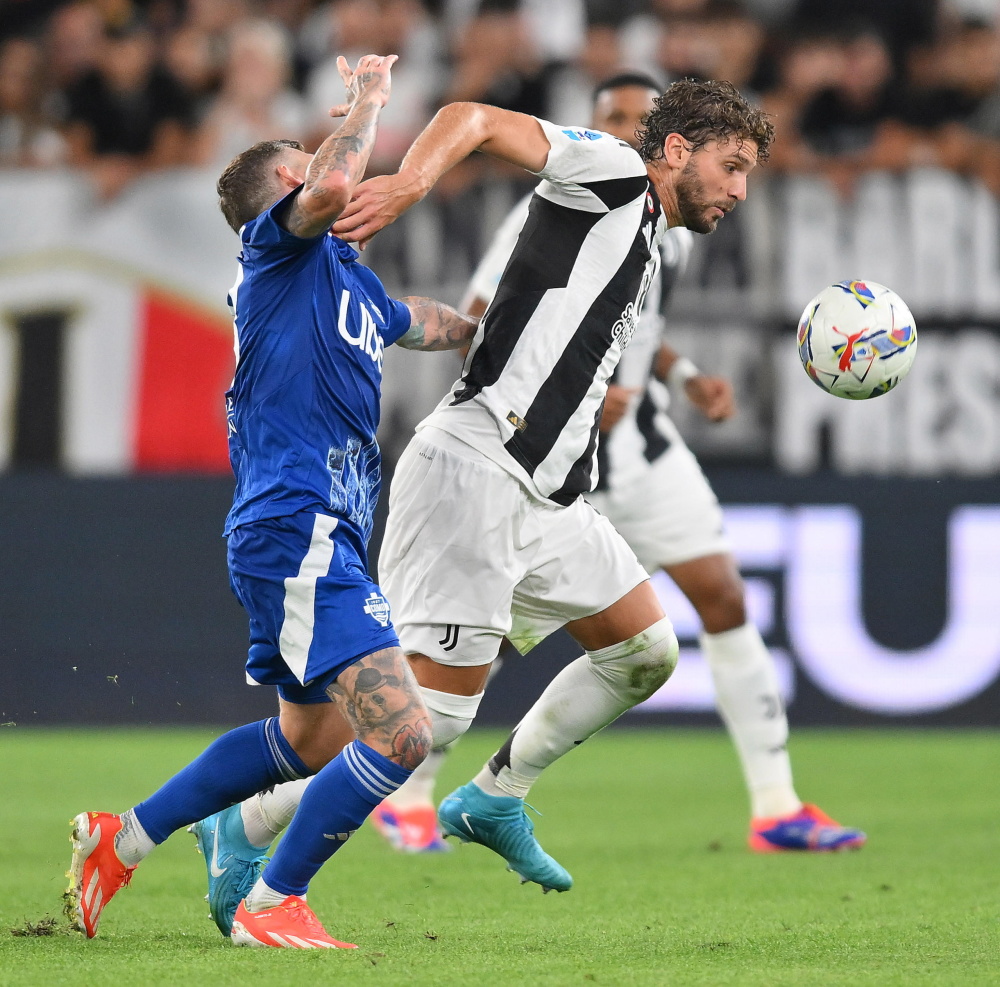 媒体人：国安欠薪8个月不真实，只有1个月是晚发了一些