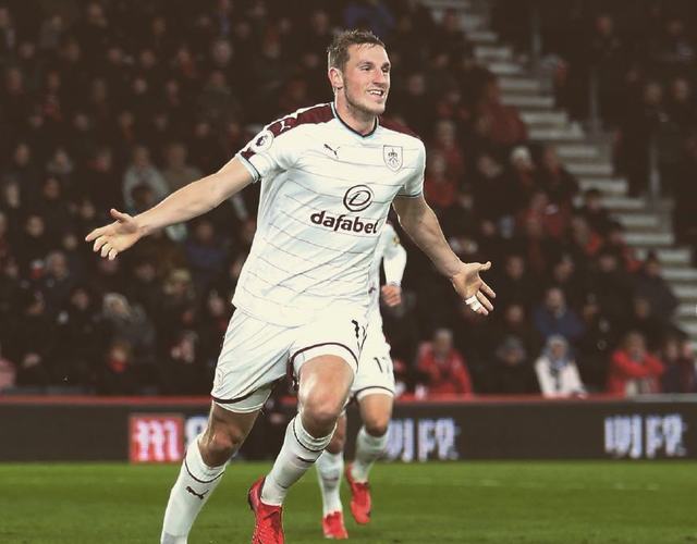 詹姆斯关键三分绝杀比赛