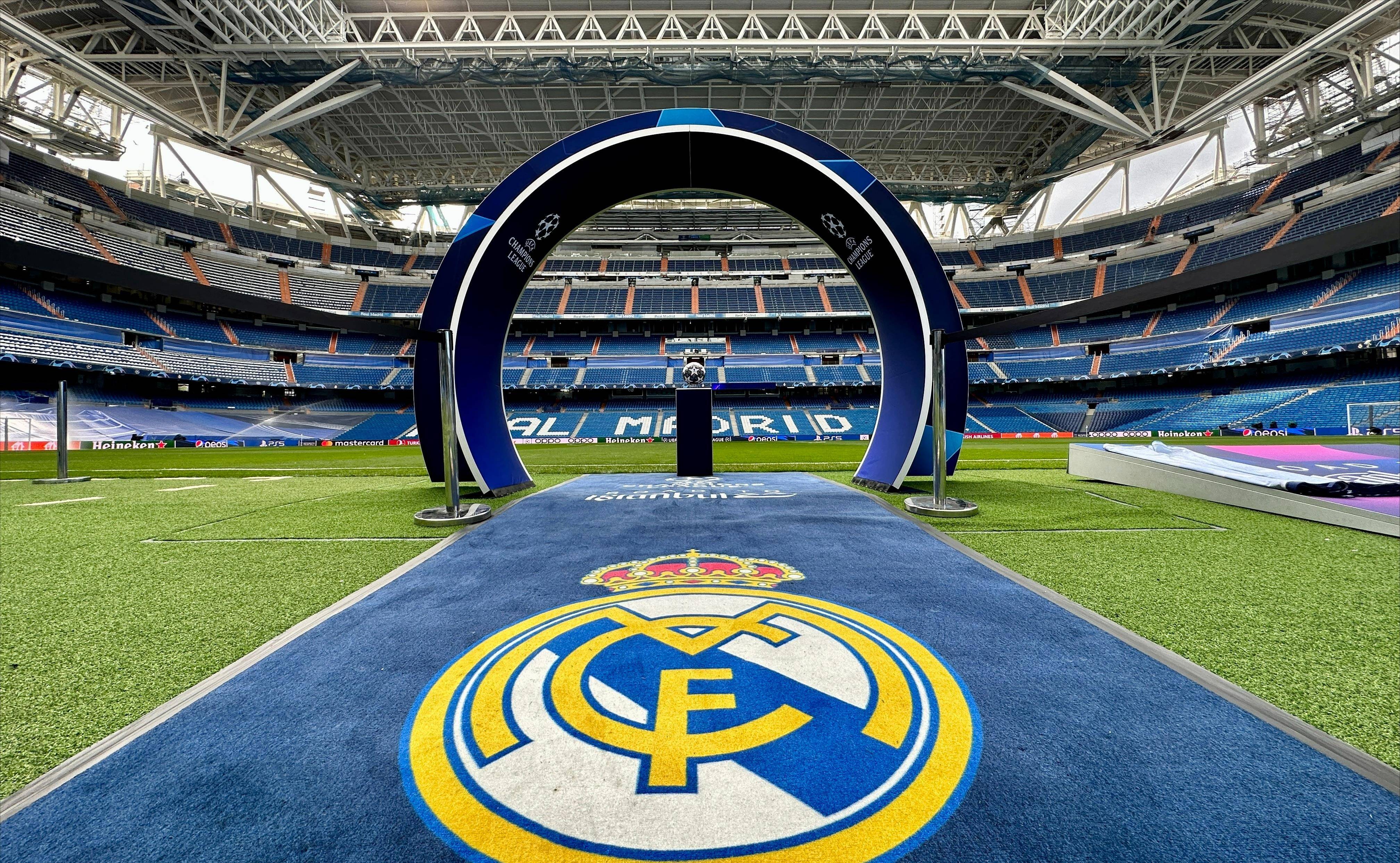 曼城主帅瓜迪奥拉盛赞哈兰德：10球成就“疯狂”